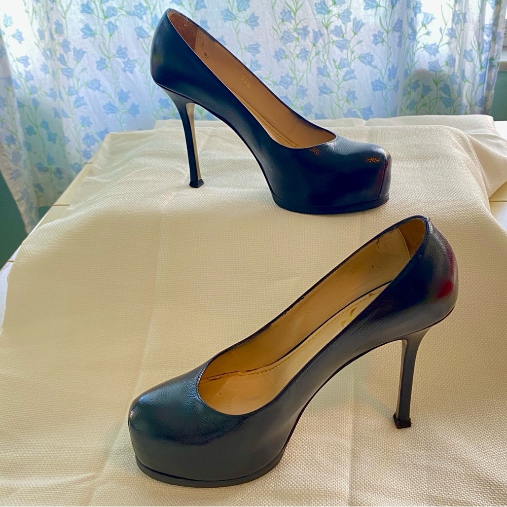Yves Saint Laurent Black Platform Heels